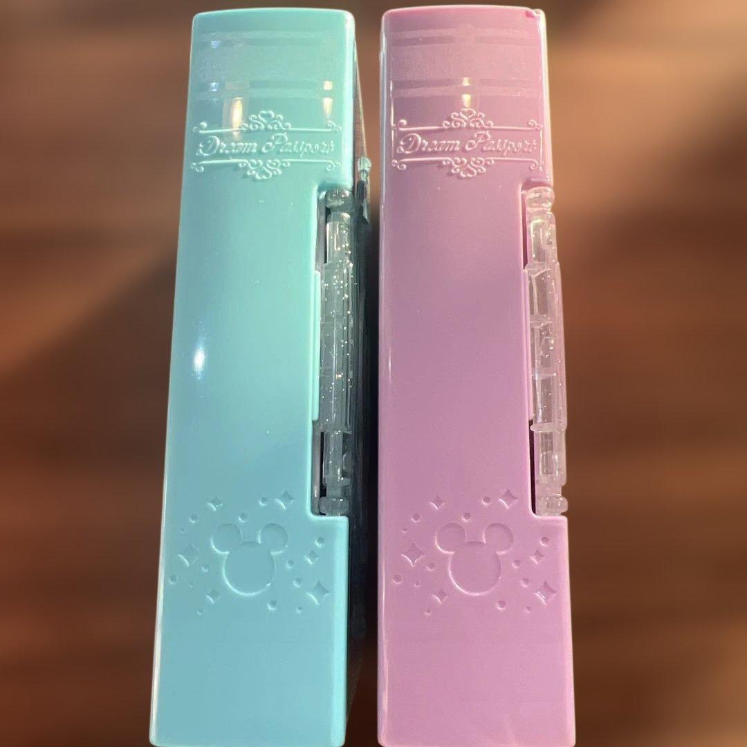 ディズニー　バンダイ　ドリームパスポート　手帳型おもちゃ　２台セット