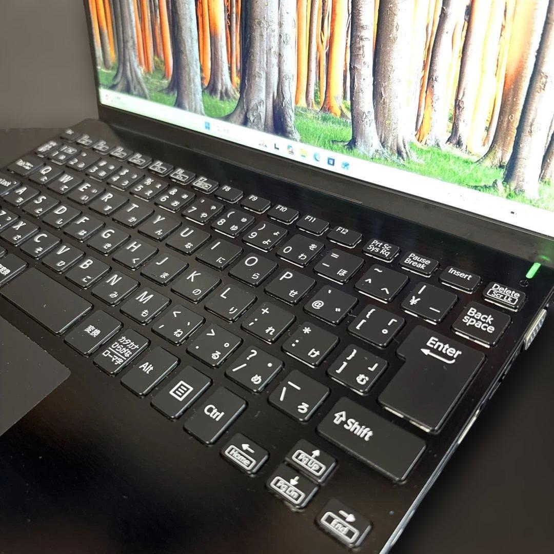 【SALE】VAIO VJPJ11 第8世代 i5-8265U搭載モデル