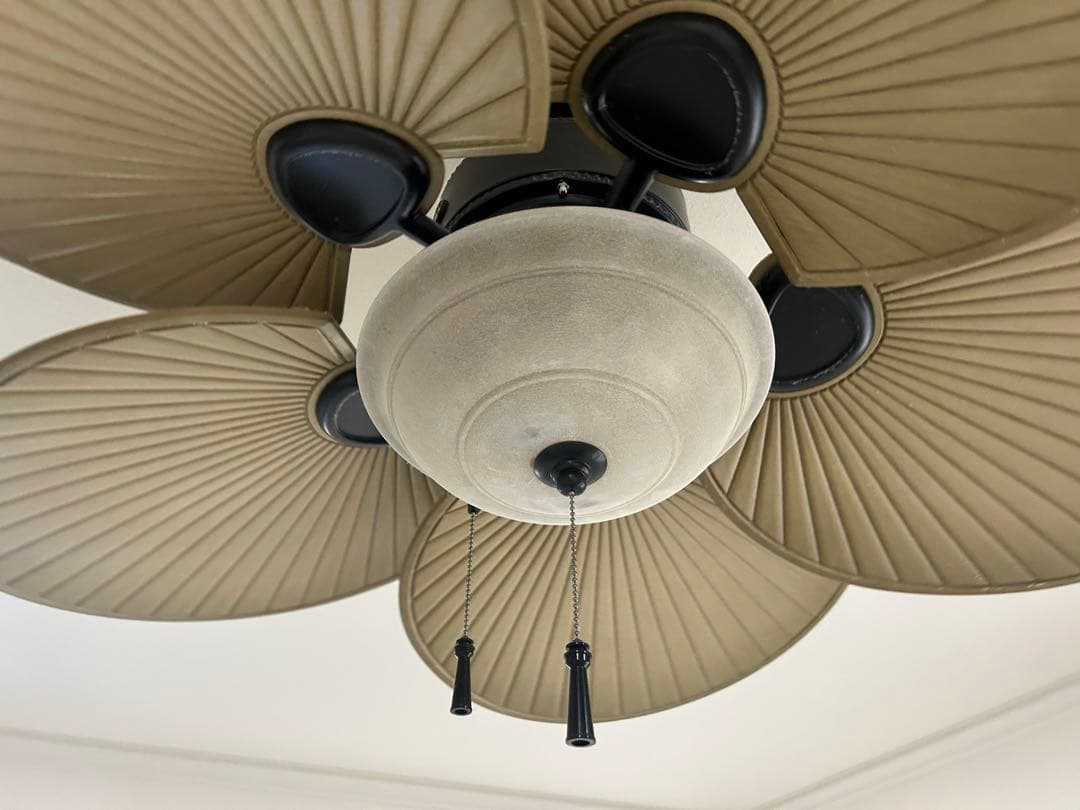 Hampton Bay ハンプトンベイ　シーリングファンライト　48インチ