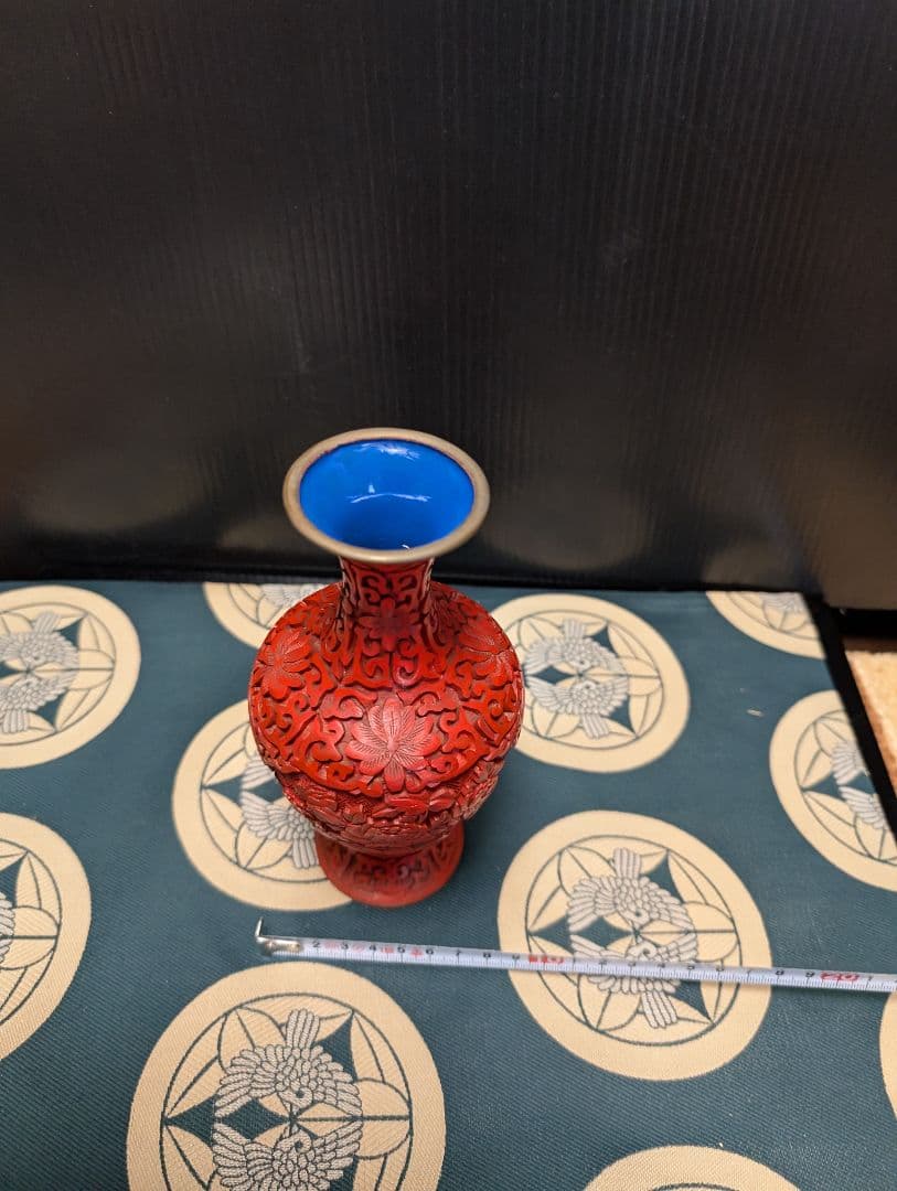 中国美術、堆朱花瓶