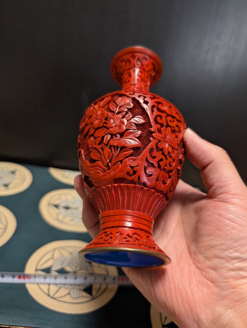 中国美術、堆朱花瓶