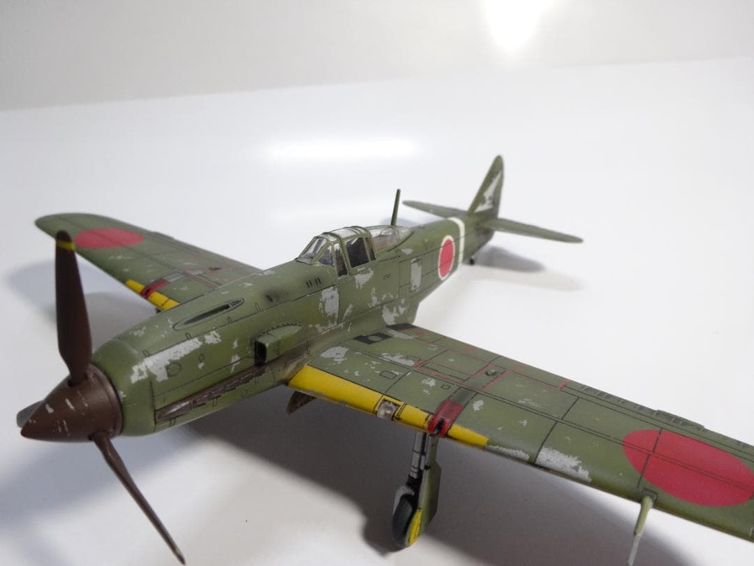 アオシマ1/72日本陸軍三式戦闘機「飛燕（涙滴風防）」完成品