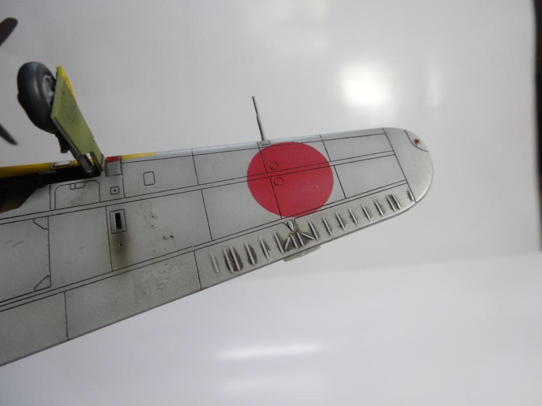 アオシマ1/72日本陸軍三式戦闘機「飛燕（涙滴風防）」完成品