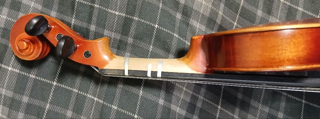 鈴木バイオリン 1/16 No200 SUZUKI　新品弓　新品弓 ケース 付き