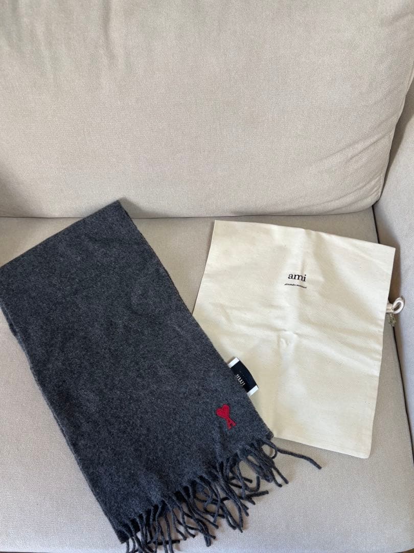 アミパリス マフラー グレー