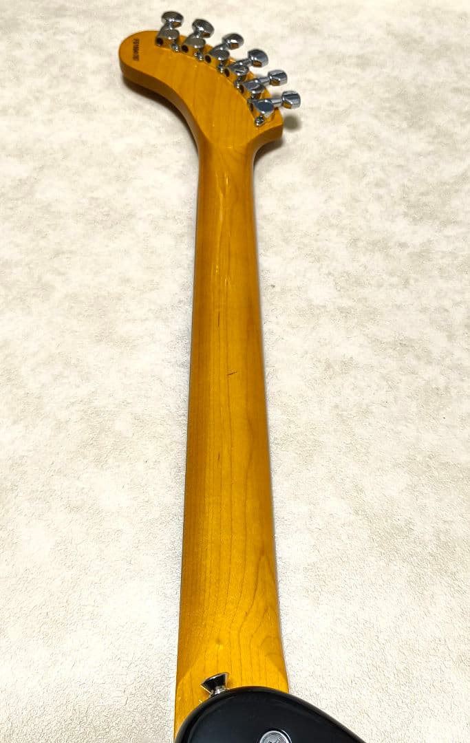 【新品同様】ZO-3 芸達者 3TS アンプ内蔵ミニギター 専用ケース付