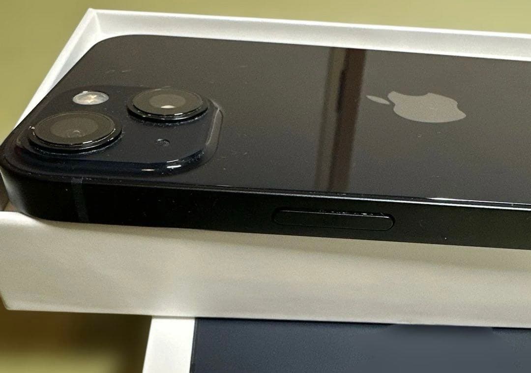 iPhone13 128GBミッドナイト