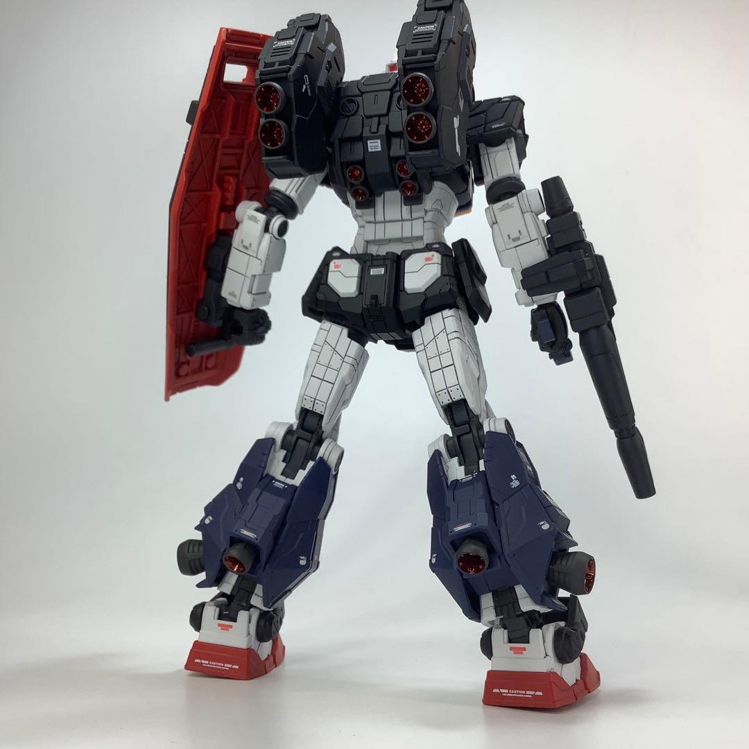 HG RX-78F00HMT 高機動型ガンダム　塗装済完成品