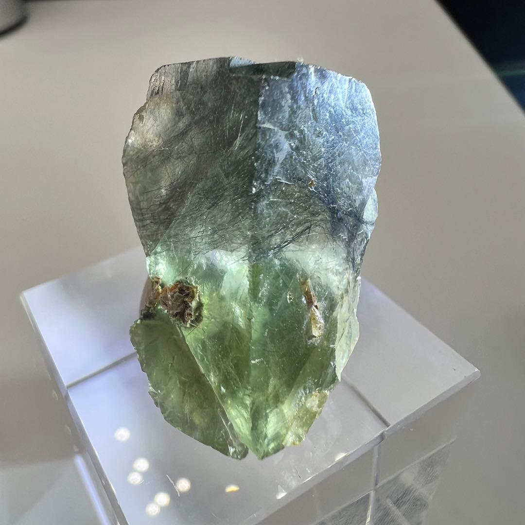 ヤオガンシャン⭐︎ラビットヘアーフローライト⭐︎「萌葱色」