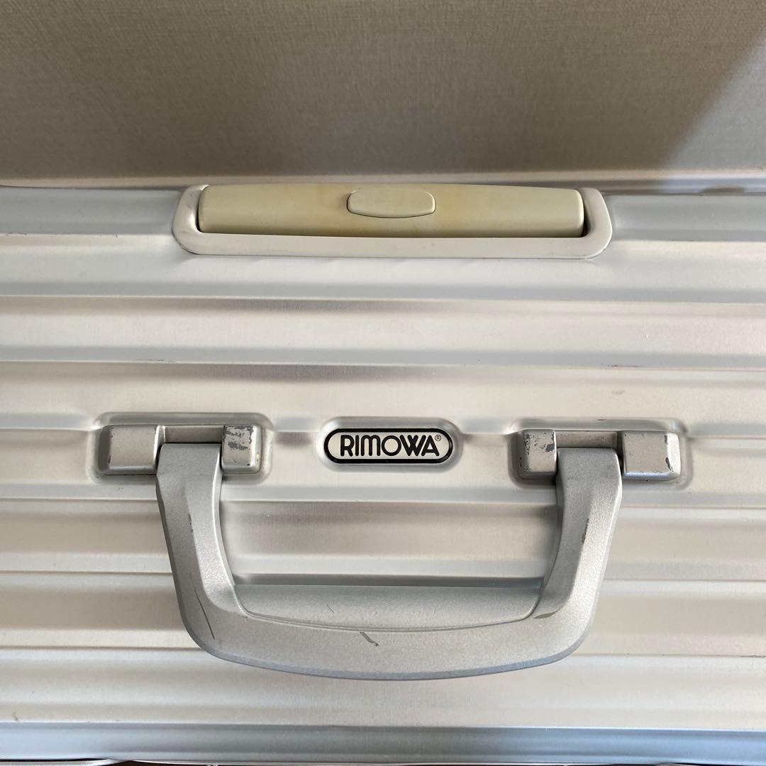RIMOWA シルバーキャリーケース 中型