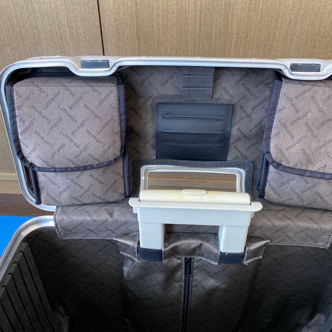 RIMOWA シルバーキャリーケース 中型