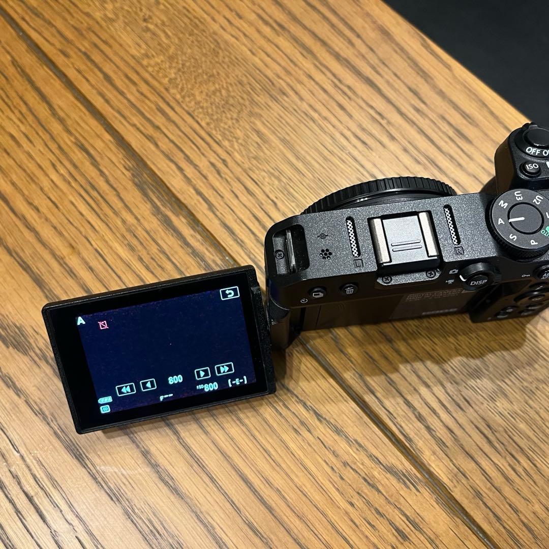 Nikon Z30 ミラーレスカメラ 本体 バッテリー2個付き