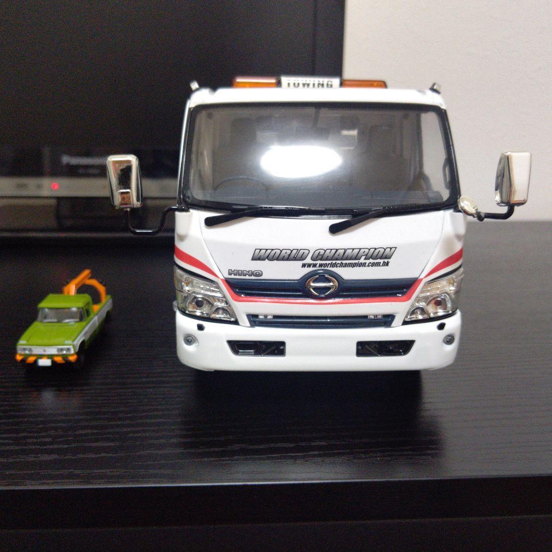 ミニカー tiny 1/18scale HINO 300