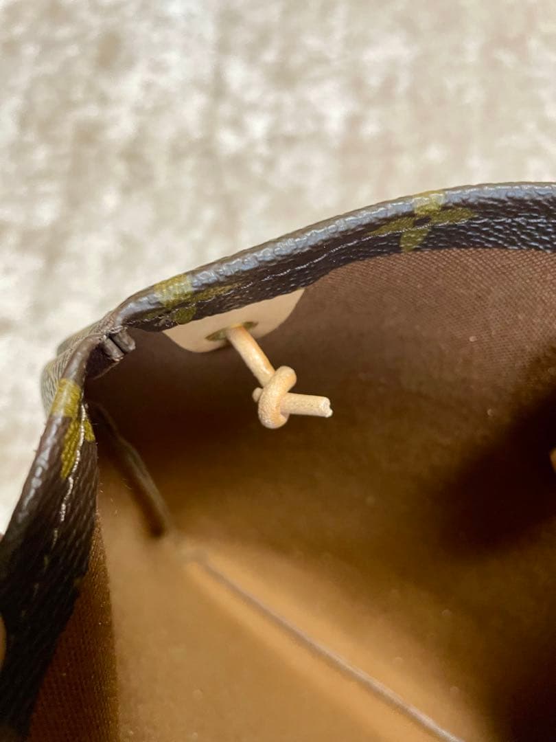 ◆新品未使用　◆h.myriad サコッシュ　ショルダーポーチ