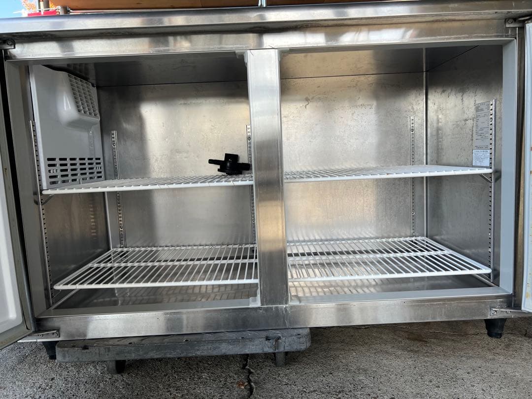 2018年 DAIWA テーブル形冷蔵庫 1500x600x800