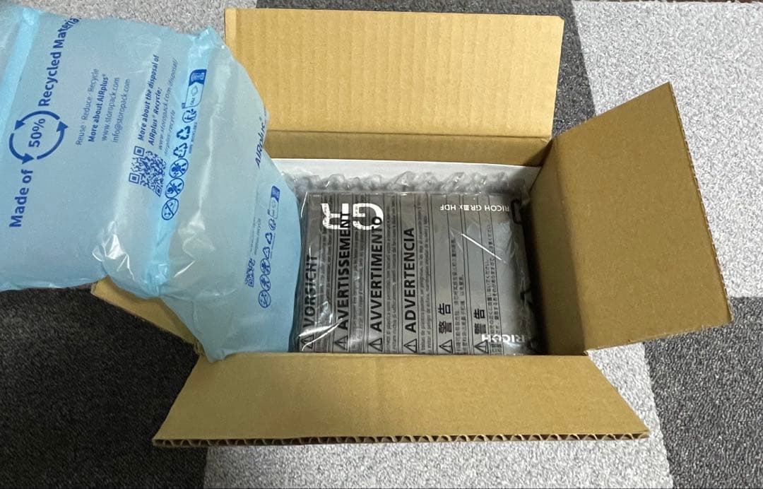 新品未使用　RICOH GR IIIx HDF 保証書付き