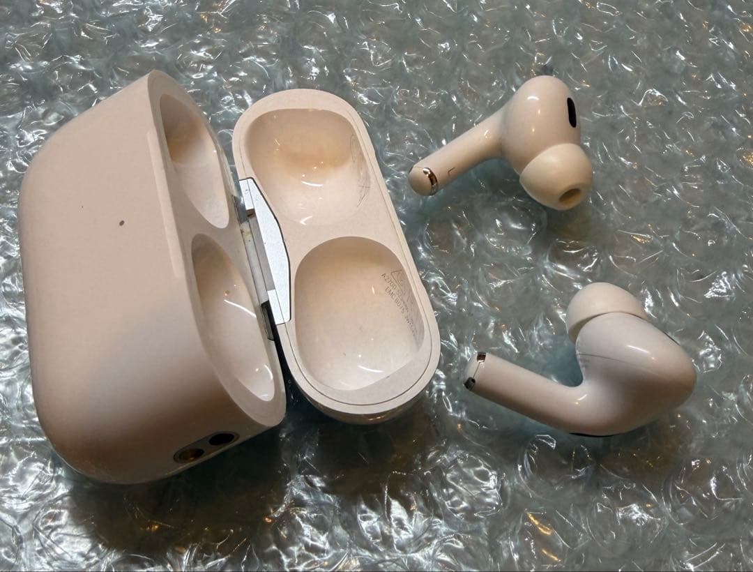 AirPods Pro 第2世代 Lightning Magsafe充電