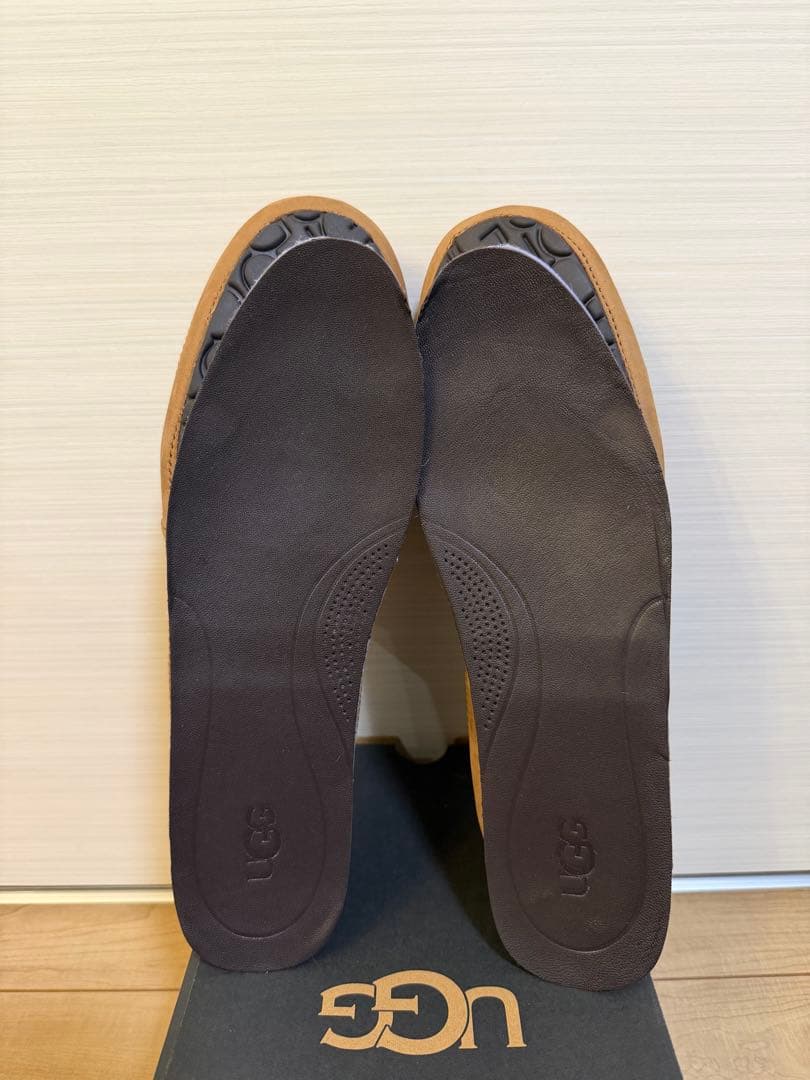 訳あり特価！UGG ベージュ モカシン　スリッポン　ドライビング