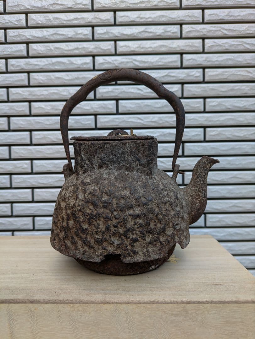 鉄瓶・木箱付