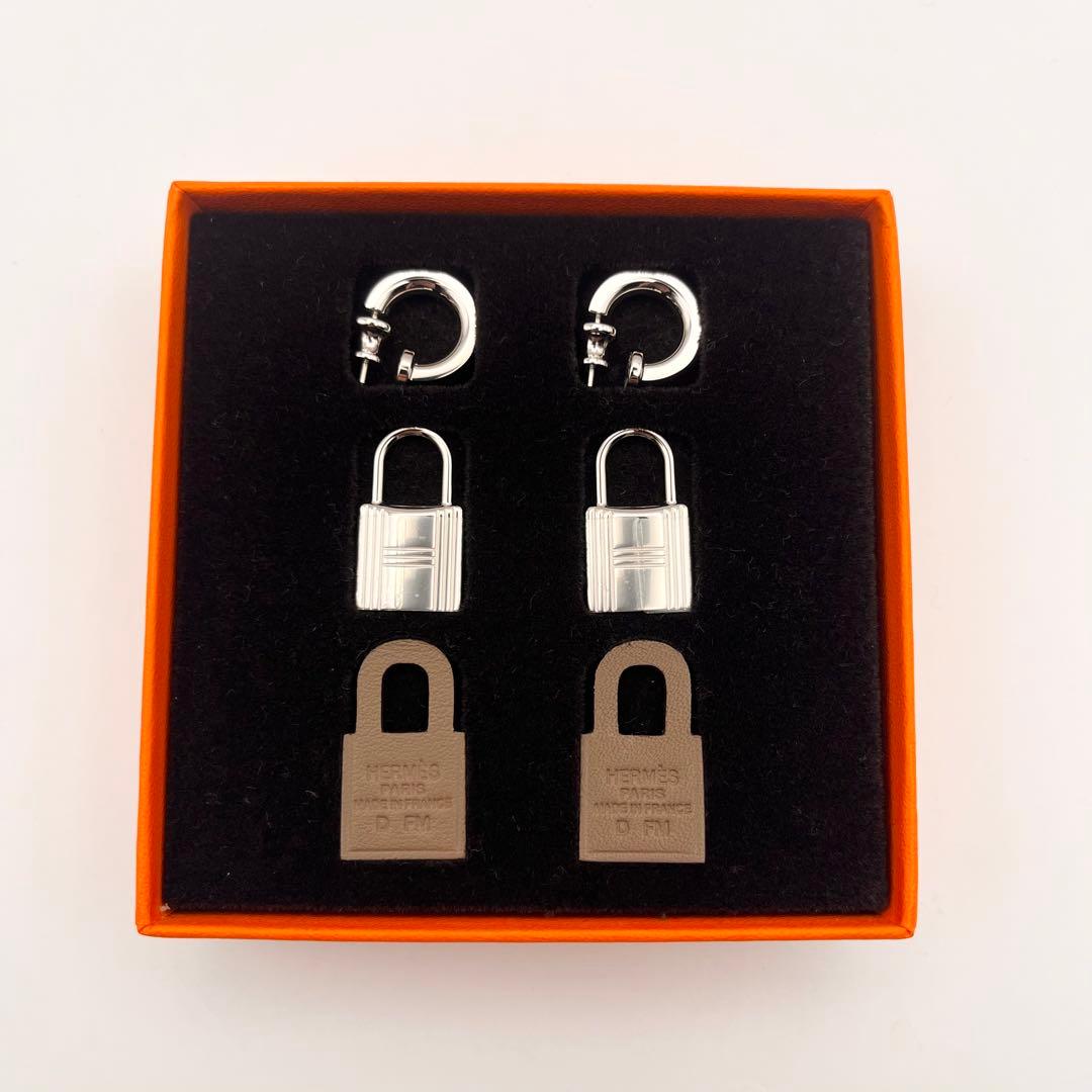 【新品未使用】エルメス オーケリー カデナ ピアス エトゥープ