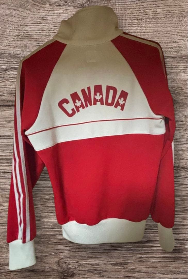 adidas カナダトラックジャケットSサイズ