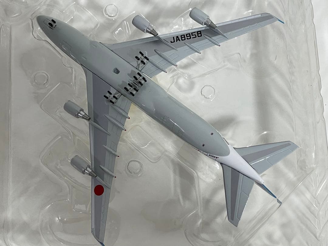 全日空商事 1/400 ANA B747-400 GSE アクセサリーセット