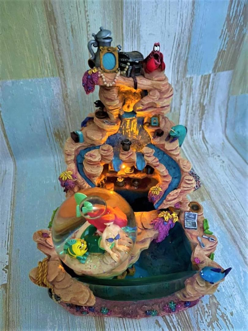 レア★リトル・マーメイド アリエル セバスチャン 噴水 スノーグローブ