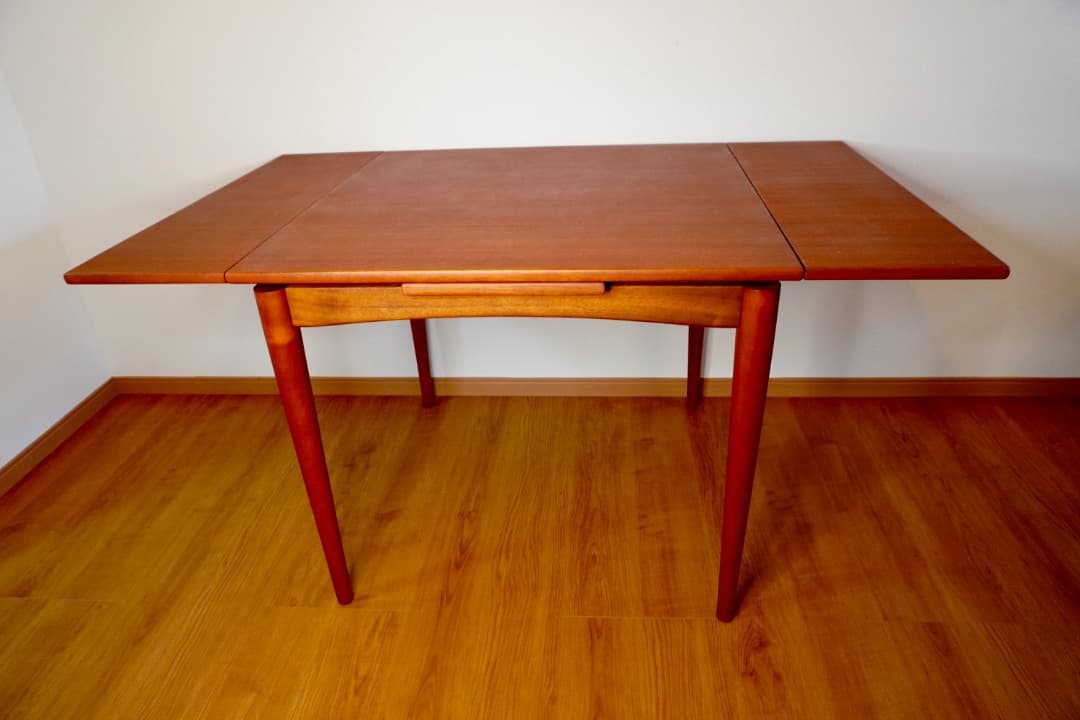 ACTUS H.W.F マホガニー エクステンションテーブル&チェア2脚