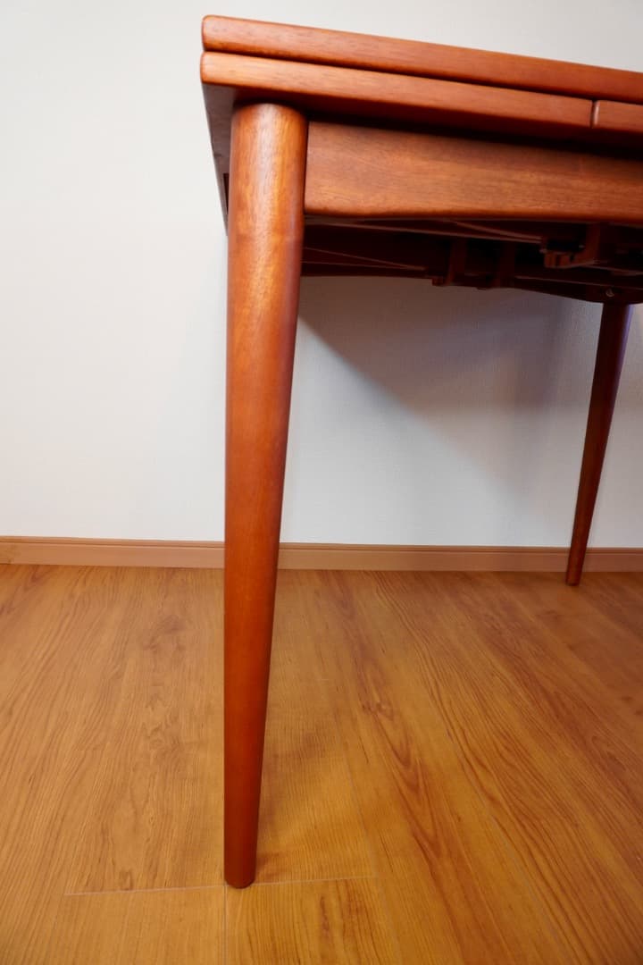 ACTUS H.W.F マホガニー エクステンションテーブル&チェア2脚