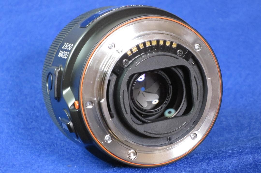 SONY Aマウント用レンズ　50mm F2.8 Macro　SAL50M28