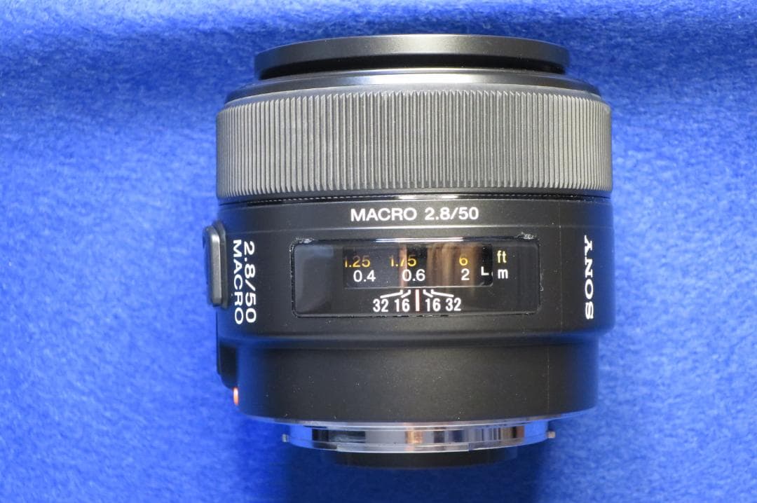 SONY Aマウント用レンズ　50mm F2.8 Macro　SAL50M28