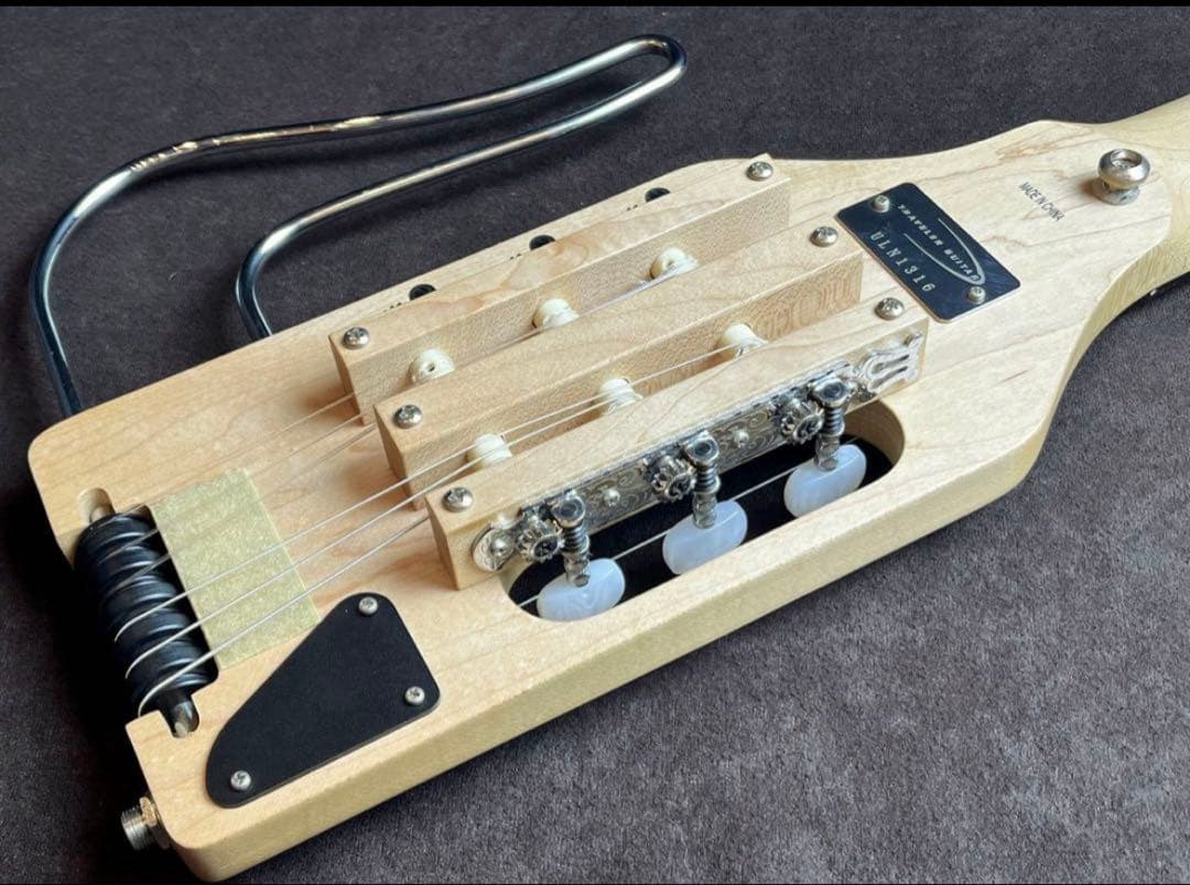 Traveler Guitar Ultra-Light Nylon 中古