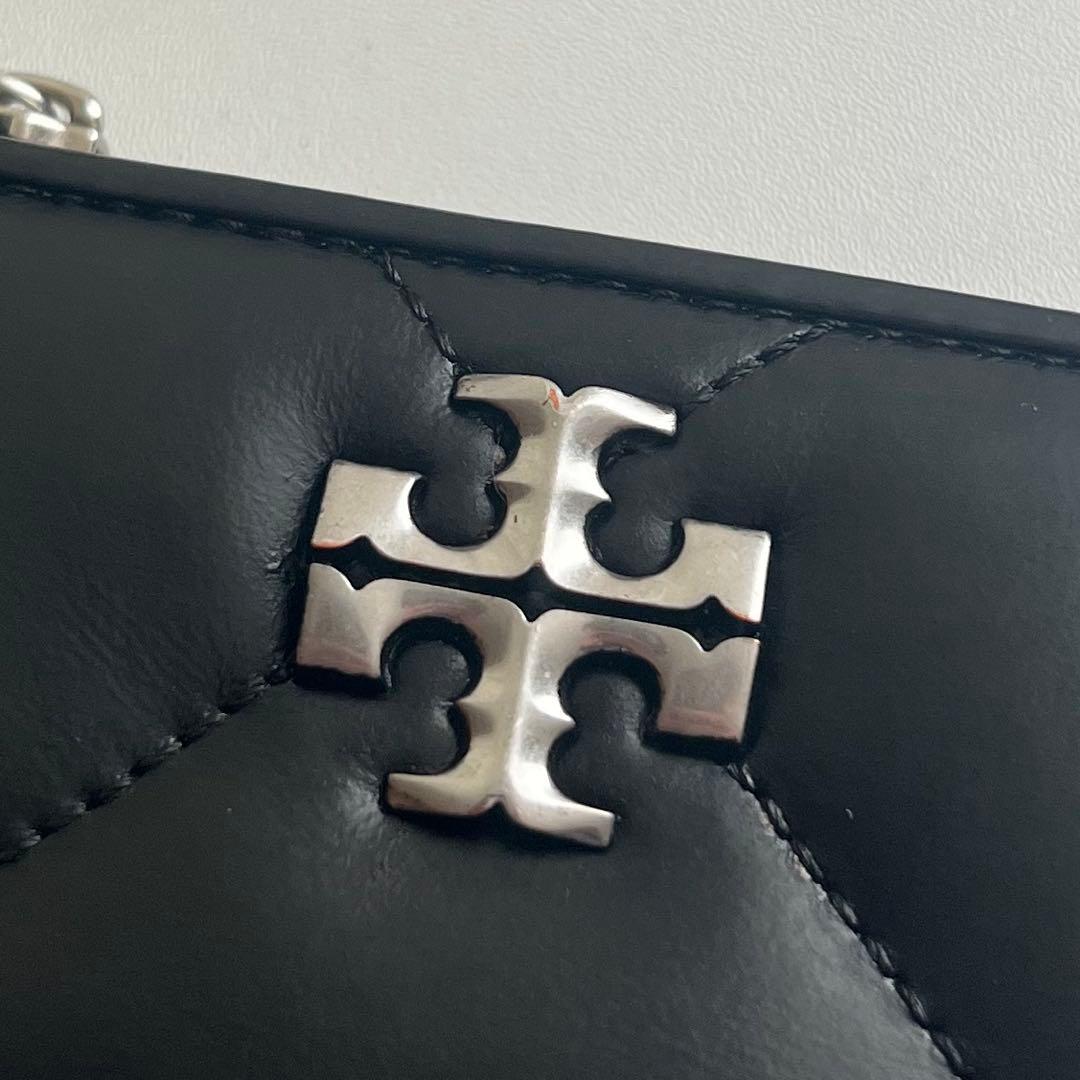 27 美品 TORYBURCH トリーバーチ 2つ折り財布