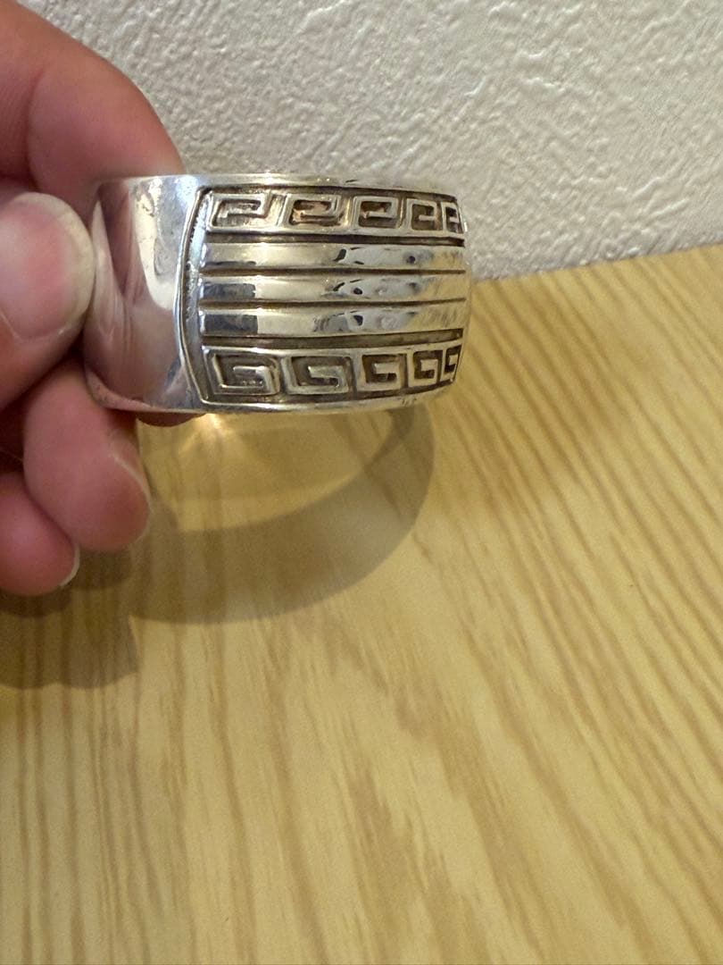 インディアンジュエリー　ホピ族　マンインザメイズバングル