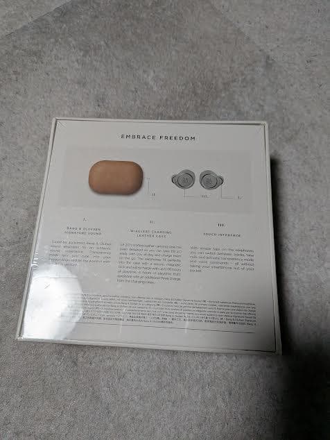 バング・アンド・オルフセン 完全ワイヤレスイヤホン E06-01