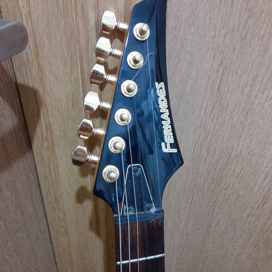 フェルナンデスエレキギター＆ソフトケース＆ショルダーストラップ&新品弦セット