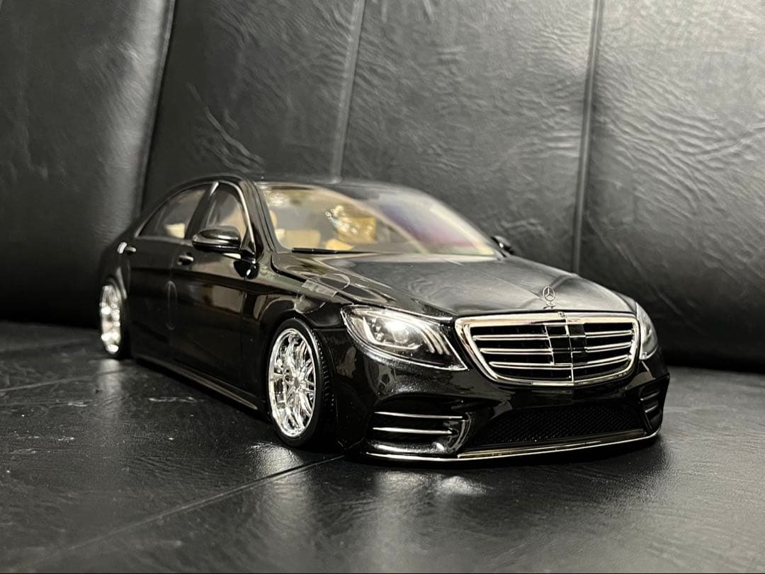メルセデスベンツ　Sクラス　1/18
