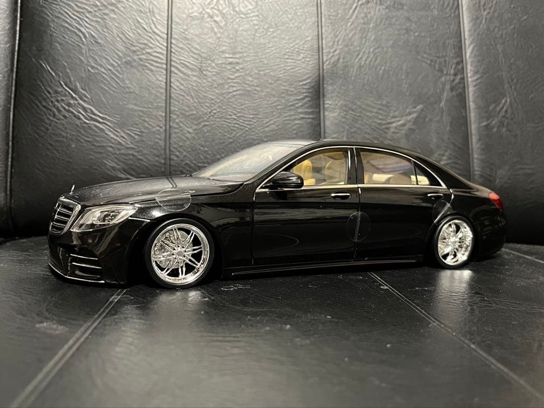メルセデスベンツ　Sクラス　1/18