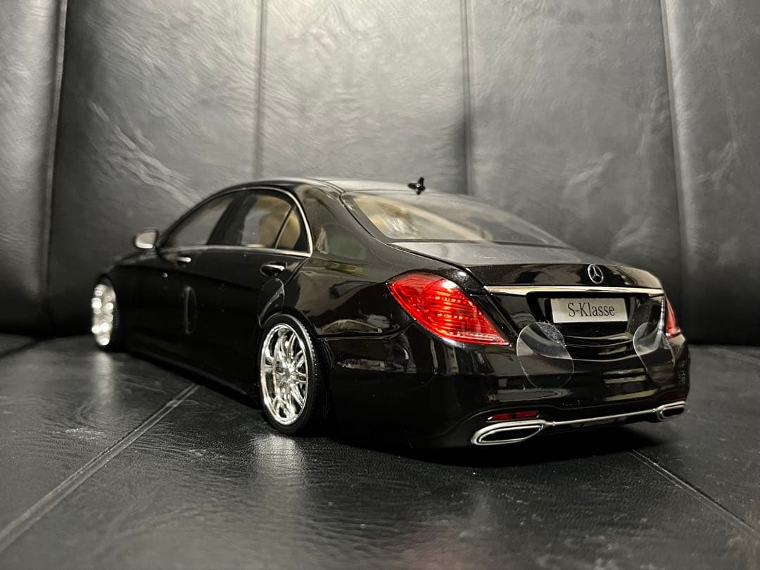 メルセデスベンツ　Sクラス　1/18
