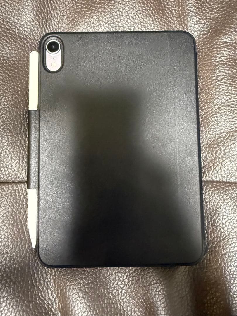 美品 iPad mini 7 (A17Pro) 128GB PITAKAケース付