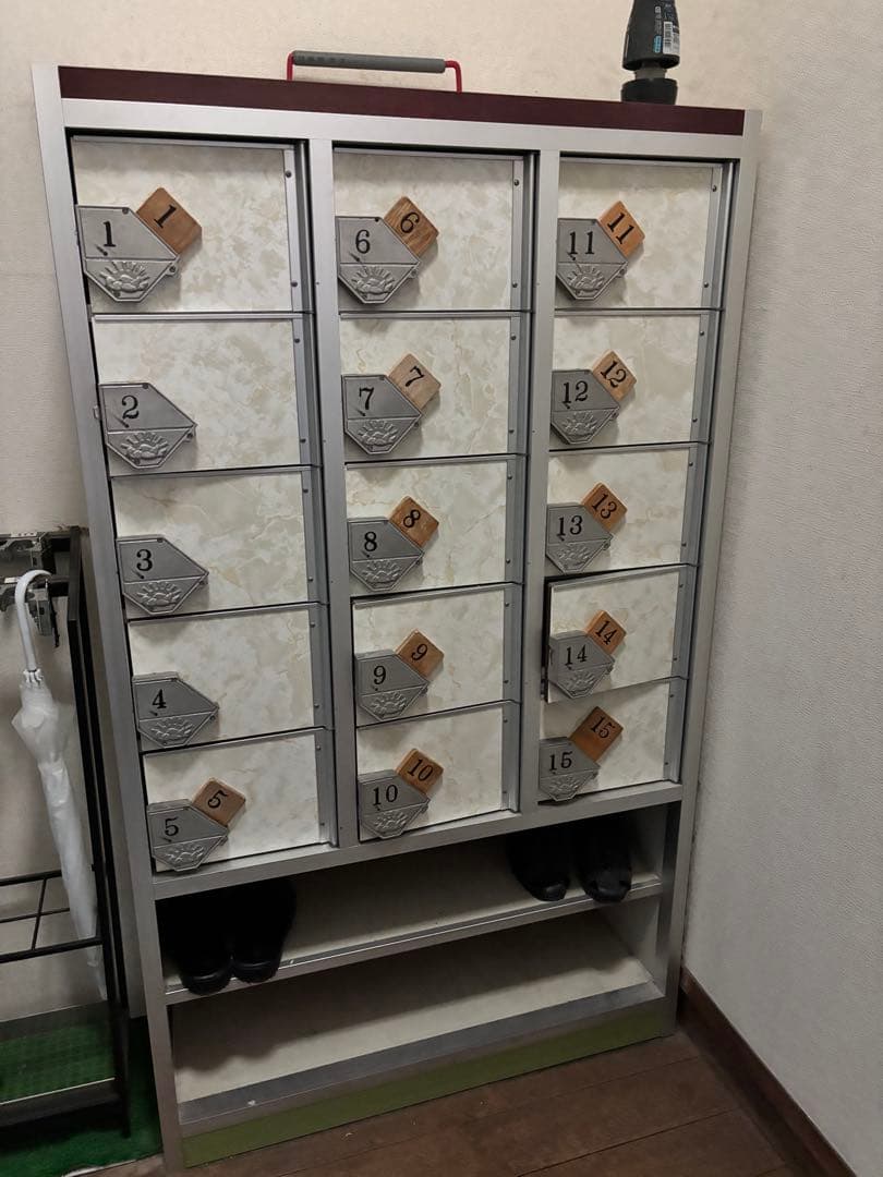 靴箱 16個収納 金属製 シルバー/ホワイト