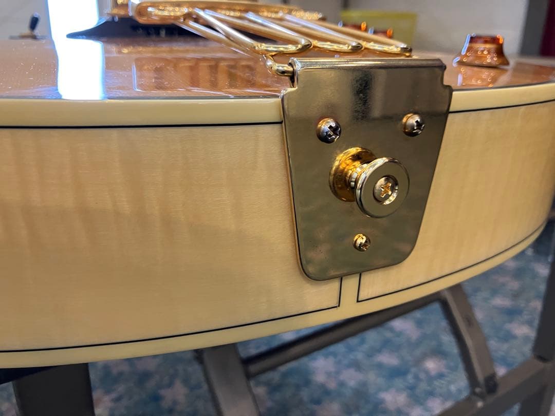 フルアコ　Epiphone エピフォン　EMPEROR-Ⅱ PRO