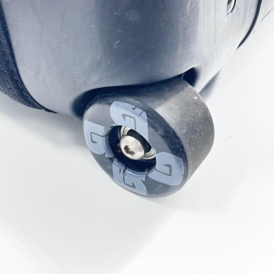 BURTON キャリーバッグ キャリーケース 黒 大容量 旅行用