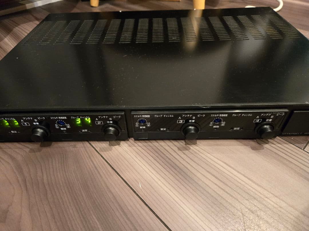 【TOA】トーアワイヤレスチューナーWT-1824受信機ダイバーシティ