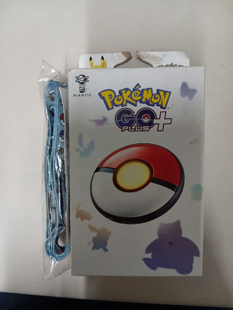 Pokémon GO Plus ストラップ付き