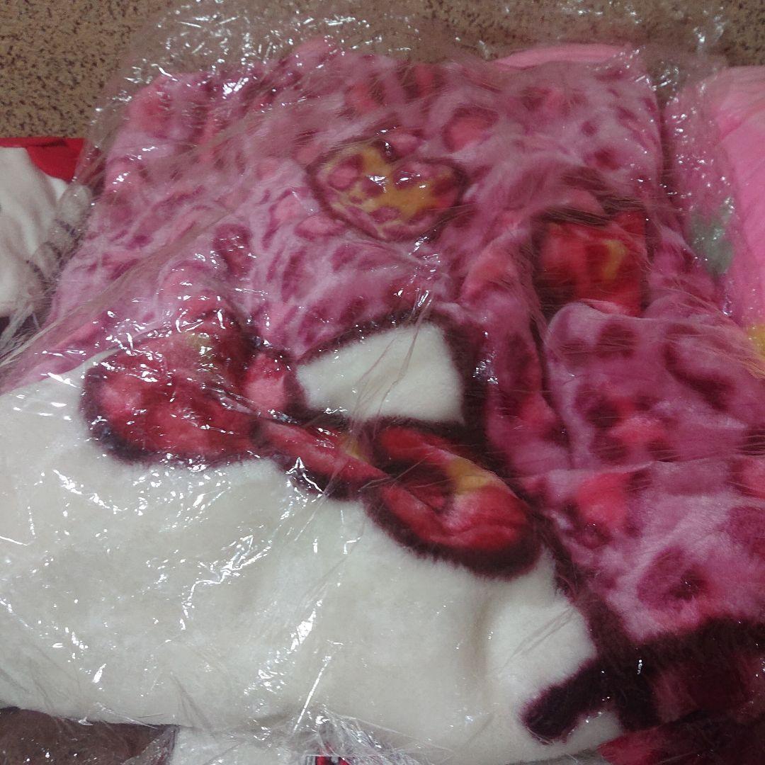 1447 ハローキティブランケットセット