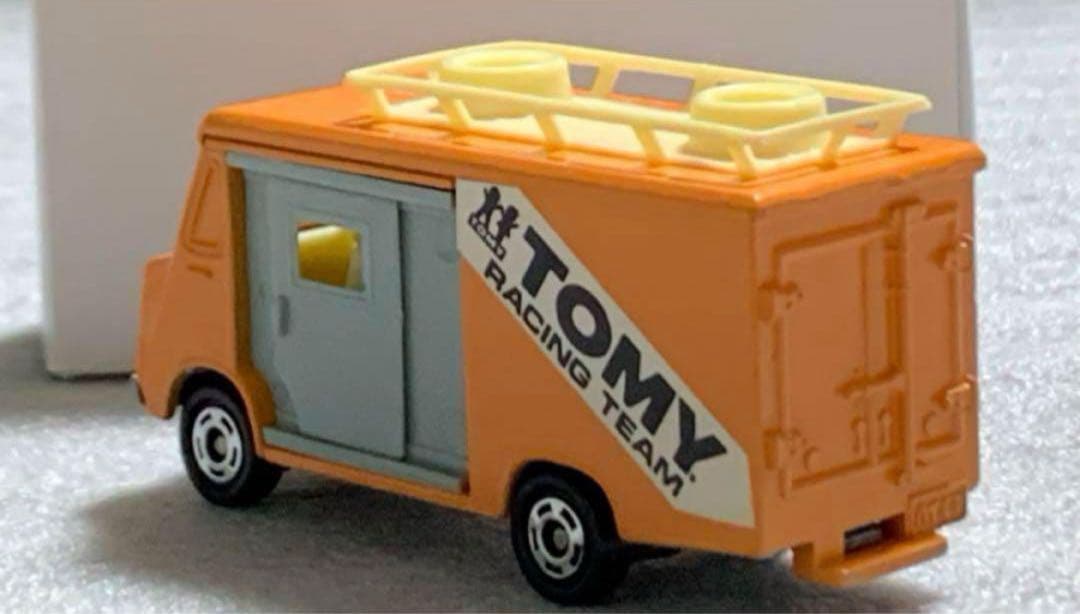 トミカ いすゞ エルフ ハイルーフ 輸出仕様