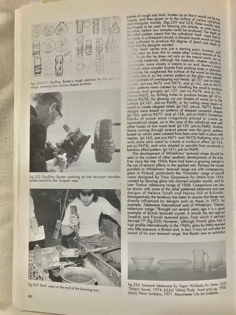 ビンテージ花瓶?(Whitefriars1966年)