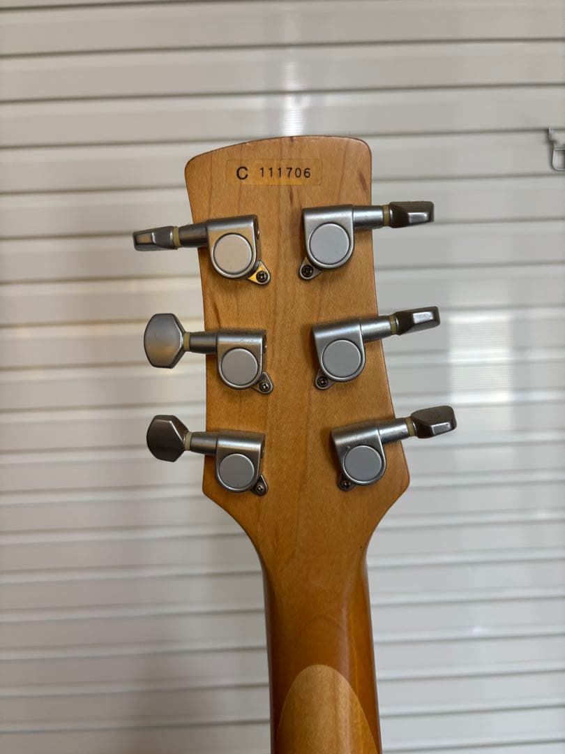 Charvel Rejuvenment シャンパンゴールドエレキギター