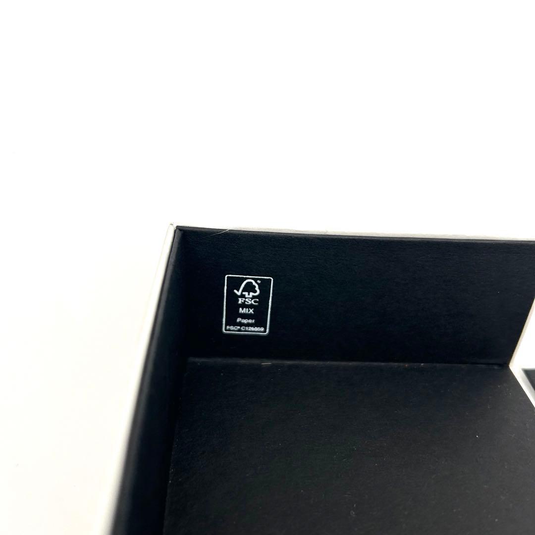 【新品 正規品】LOEWE ロエベ アナグラム ロゴ ブローチ ゴールド